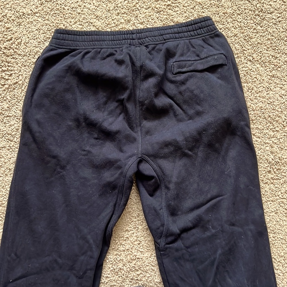 Nike sweatpants - Picture 2 of 2